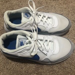 Used Nike Air Max size 4.5 Big Boy Sneakers